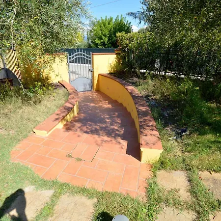 호텔 Rustic Style In Umbria With Private Pool 4*